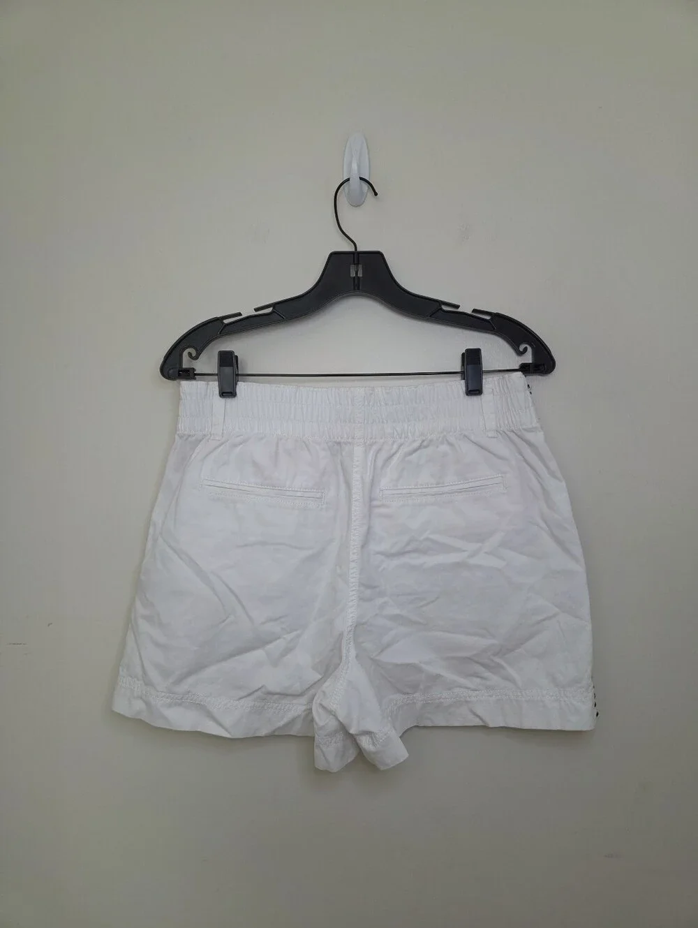 Women's Loft Outlet White Shorts Sz 6